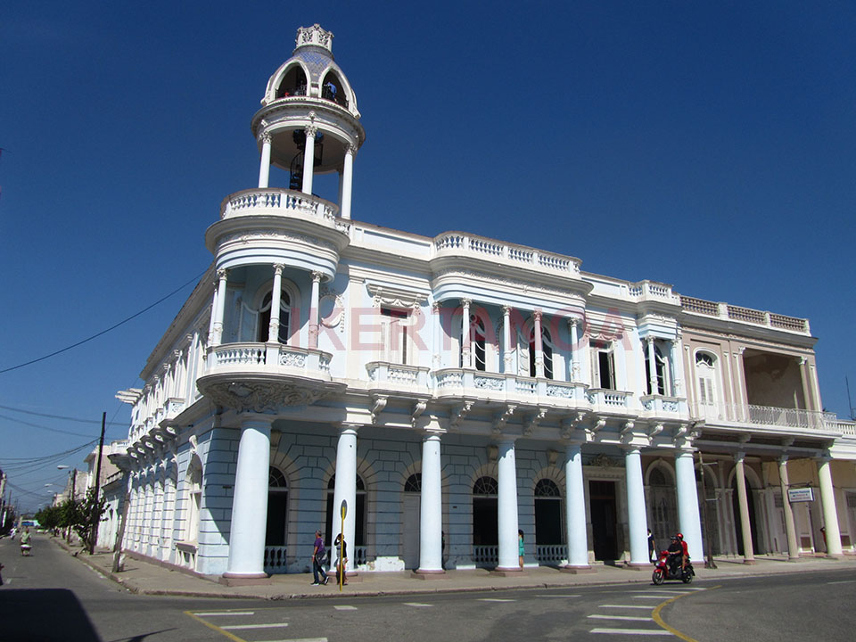 La Casa de la cultura Benjamín Duarte en Cienfuegos