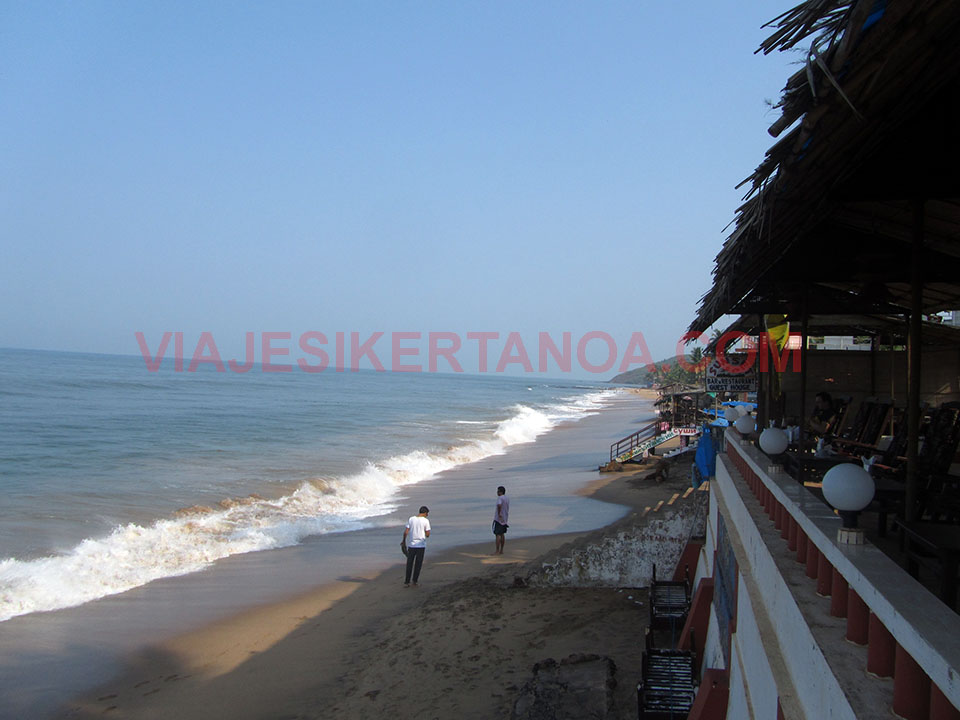 Playa de Anjuna en Goa, India.