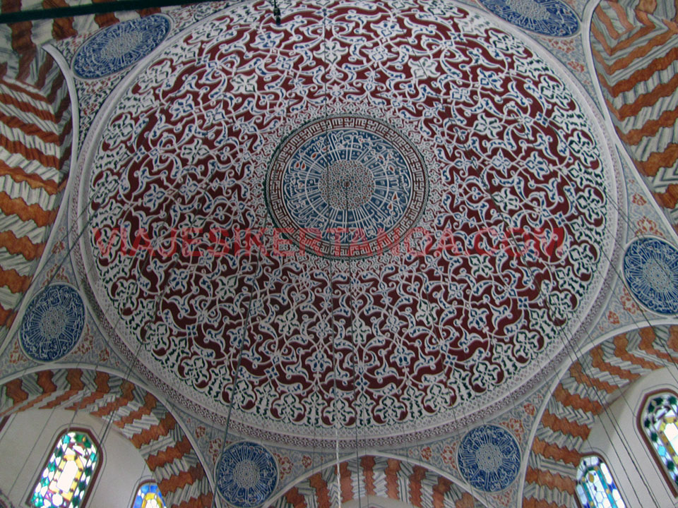 Ornamentos de las tumbas de Santa Sofia en Estambul, Turquía