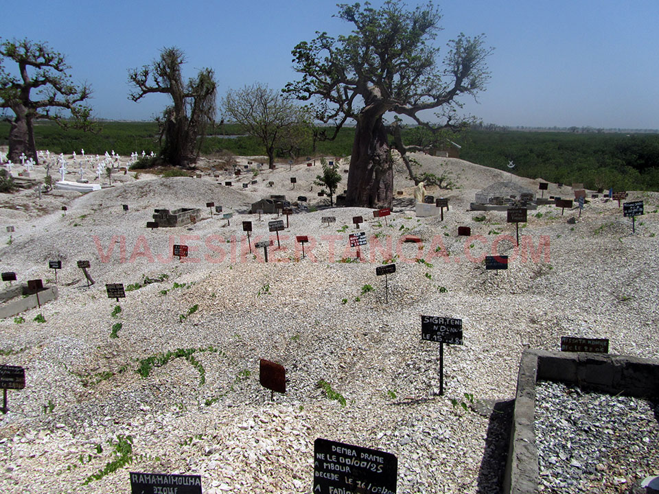 Cementerio judío en Joal - Fadiouth en Senegal